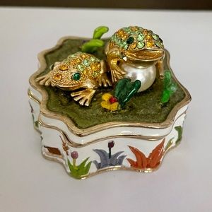 Frog Enamel Trinket Box